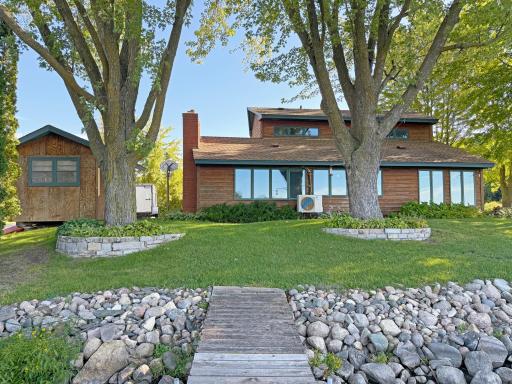 1811 Grant Avenue NW, Maple Lake, MN 55358