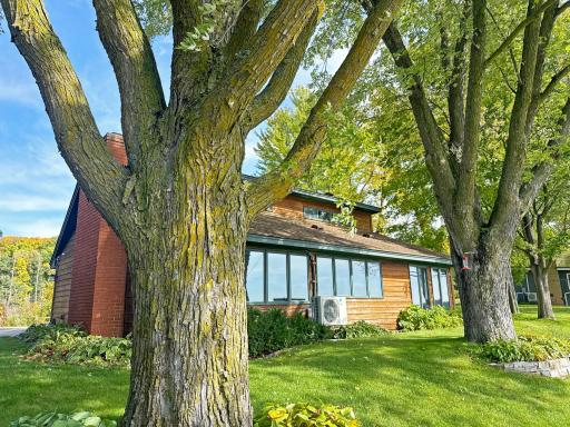 1811 Grant Avenue NW, Maple Lake, MN 55358