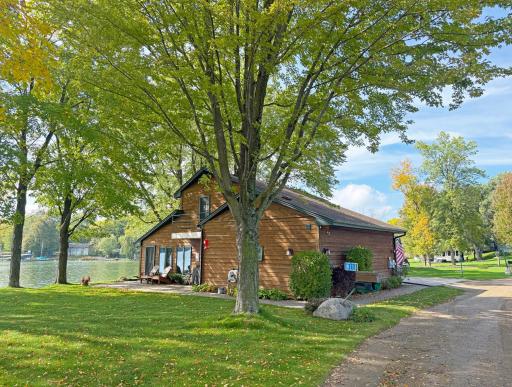 1811 Grant Avenue NW, Maple Lake, MN 55358