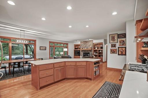4844 Pinecroft Court N, Stillwater, MN 55082