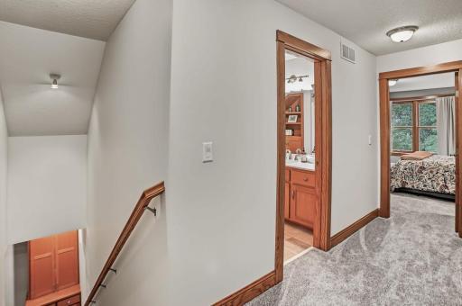 4844 Pinecroft Court N, Stillwater, MN 55082