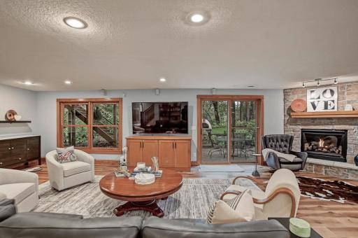 4844 Pinecroft Court N, Stillwater, MN 55082