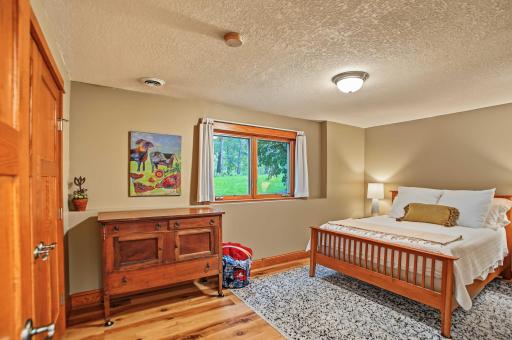 4844 Pinecroft Court N, Stillwater, MN 55082