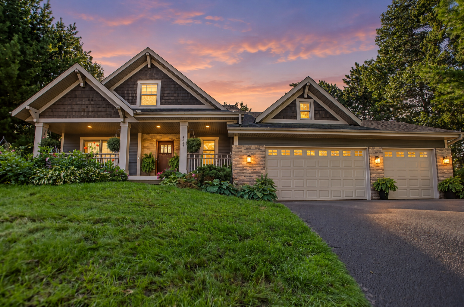 Welcome to 4844 Pinecroft Court N!
