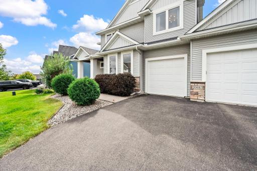 20083 Harness Avenue, Lakeville, MN 55044
