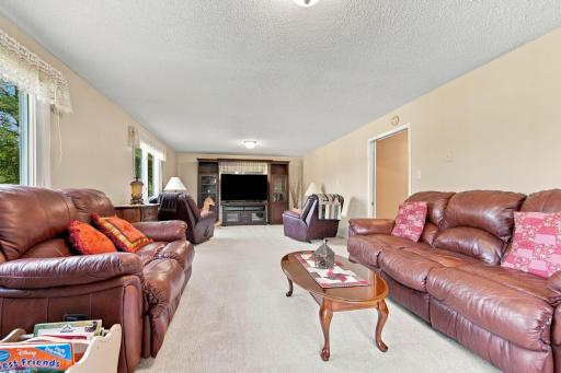 8792 154th Street W, Prior Lake, MN 55372
