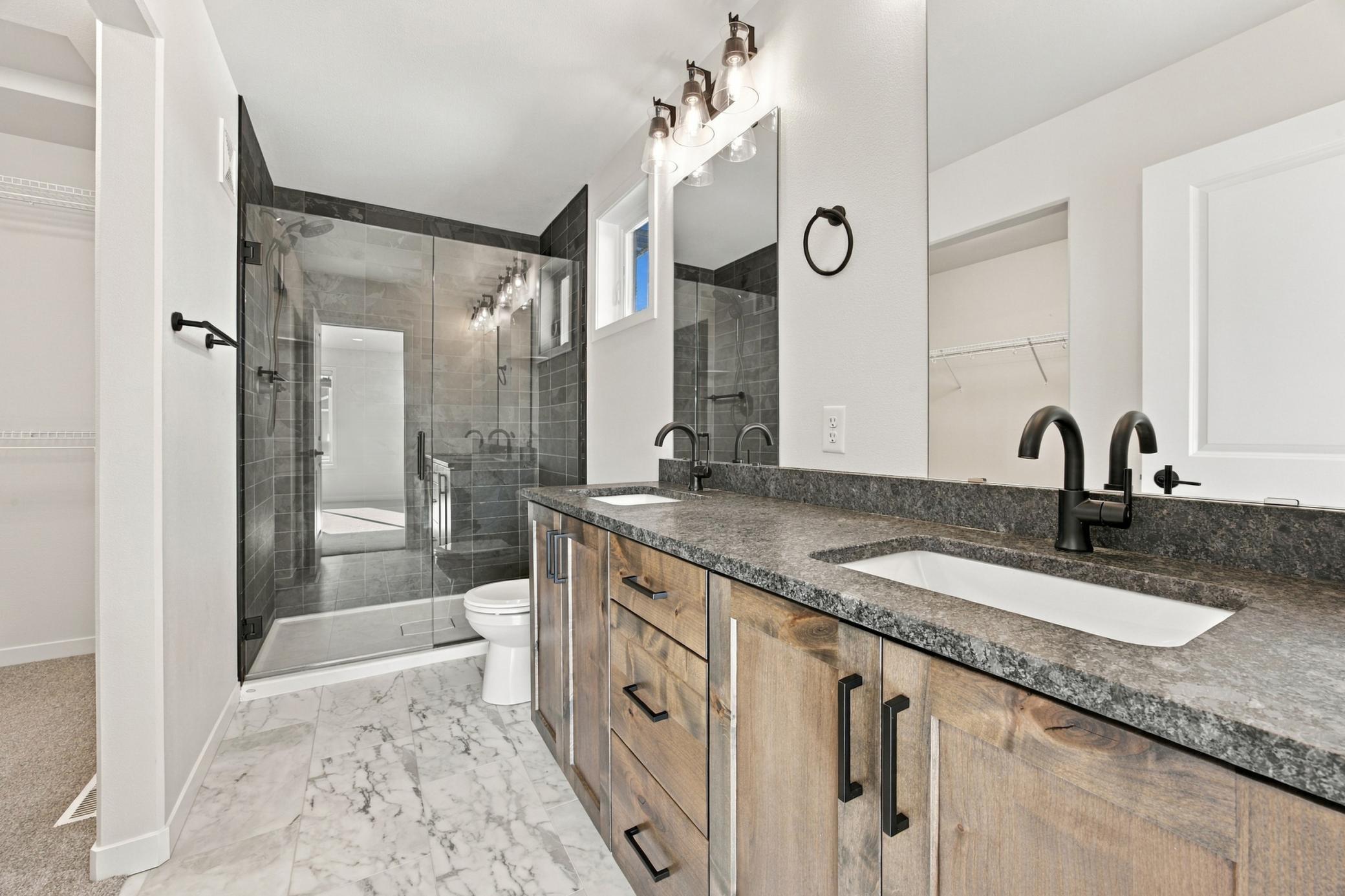 Owner's Private Bath