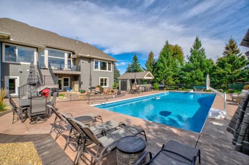 2928 Jonquil Trail N, Lake Elmo, MN 55042
