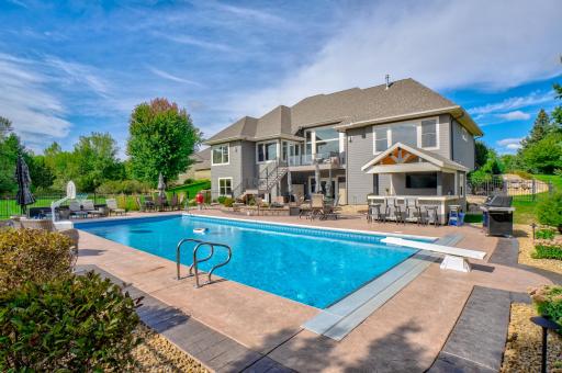 2928 Jonquil Trail N, Lake Elmo, MN 55042