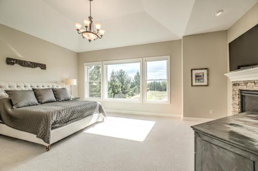 2928 Jonquil Trail N, Lake Elmo, MN 55042