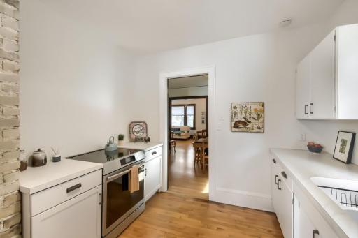 3300 15th Ave S ` - Web Quality - 005 - 05 Kitchen.jpg