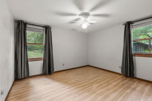 7181 Foxboro Lane, Woodbury, MN 55125