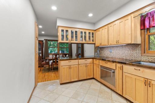 7181 Foxboro Lane, Woodbury, MN 55125
