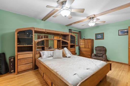 7181 Foxboro Lane, Woodbury, MN 55125