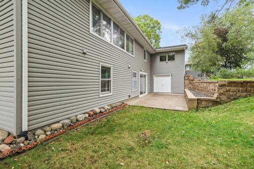 7181 Foxboro Lane, Woodbury, MN 55125