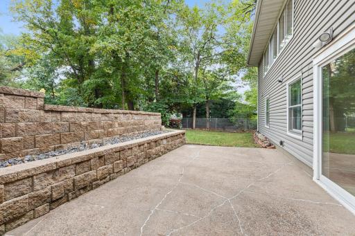 7181 Foxboro Lane, Woodbury, MN 55125