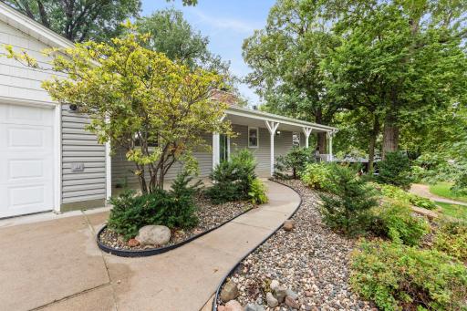 7181 Foxboro Lane, Woodbury, MN 55125
