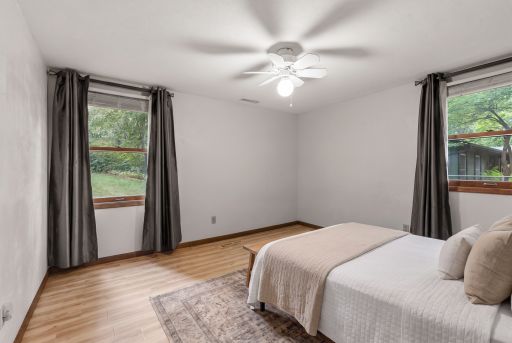 7181 Foxboro Lane, Woodbury, MN 55125