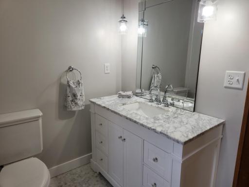 622 Nicollet Avenue, North Mankato, MN 56003