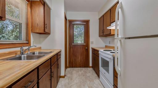 2810 Hallie Lane, Eau Claire, WI 54703