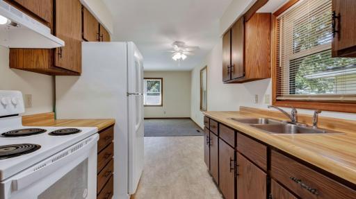 2810 Hallie Lane, Eau Claire, WI 54703