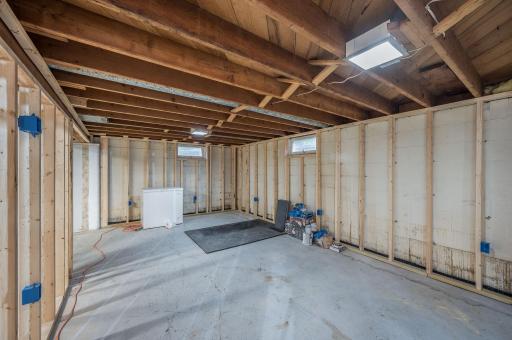 2437 Albion Avenue, Fairmont, MN 56031