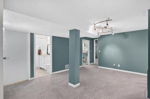3974 Zealand Avenue N, New Hope, MN 55427