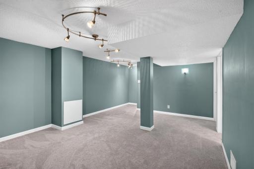 3974 Zealand Avenue N, New Hope, MN 55427