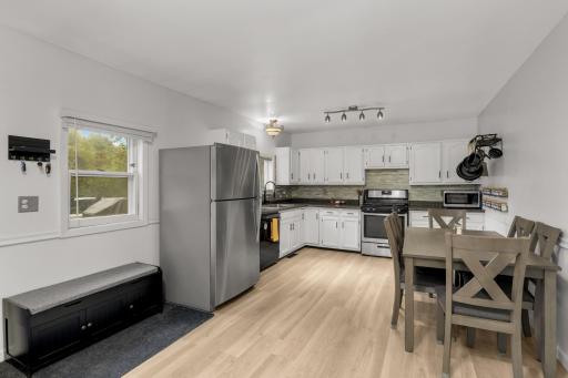 Spacious eat-in kitchen