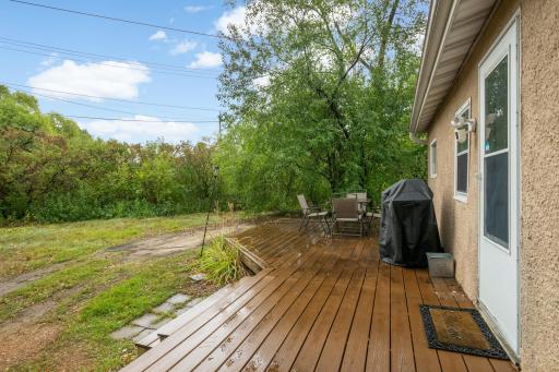 Back deck and private bakcyard