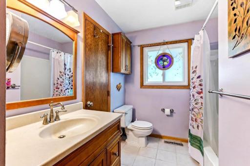8594 Underwood Lane N, Osseo, MN 55369