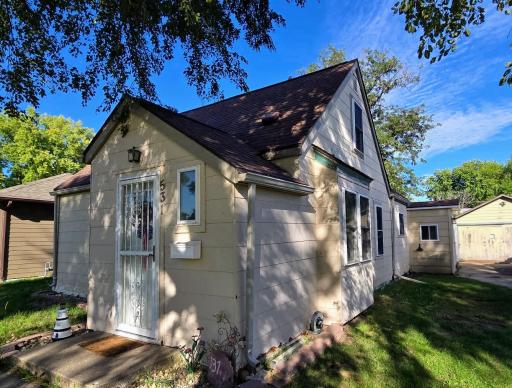 3 bedrooms/1 bath/2 stall detached garage