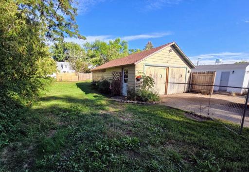 Detached garage 36x20