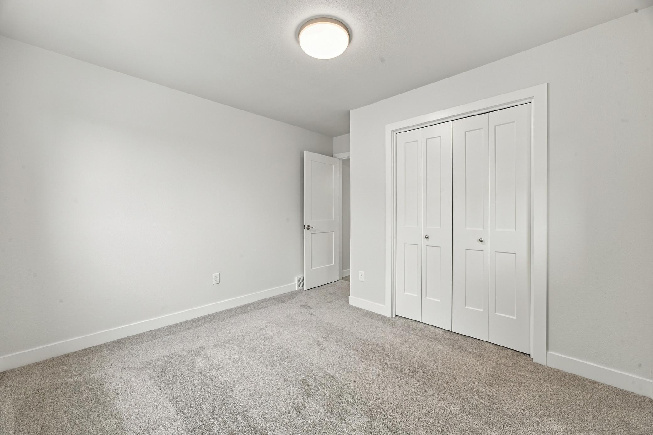 bedroom22.jpg