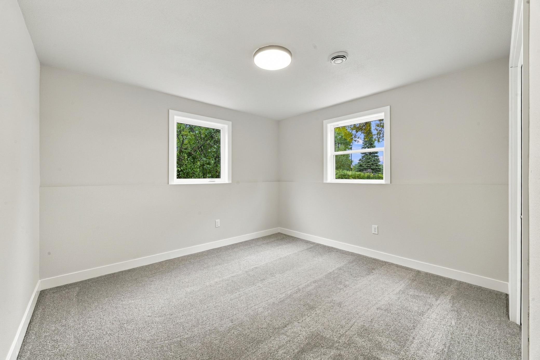 lowerbedroom1.jpg