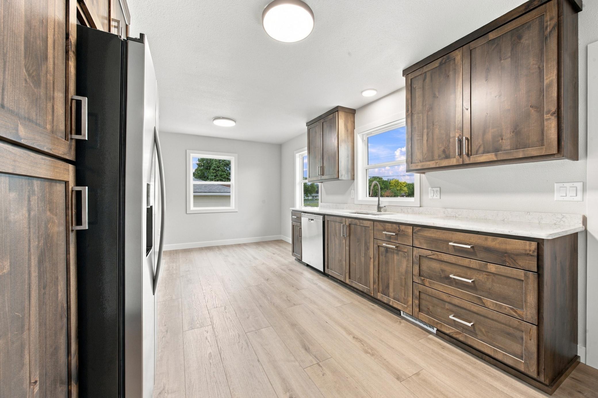 kitchen1.jpg