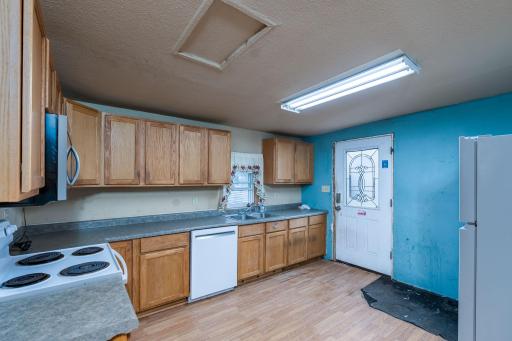 315 Hoosac Street E, Waterville, MN 56096