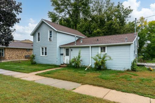 315 Hoosac Street E, Waterville, MN 56096