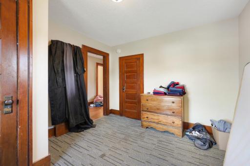 411 Meeker Avenue N, Watkins, MN 55389