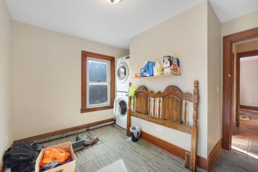 411 Meeker Avenue N, Watkins, MN 55389