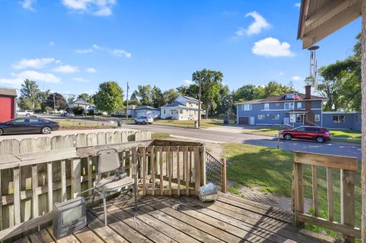 411 Meeker Avenue N, Watkins, MN 55389