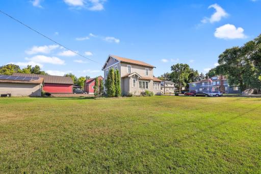 411 Meeker Avenue N, Watkins, MN 55389