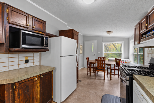 15818 201st Avenue NW, Elk River, MN 55330