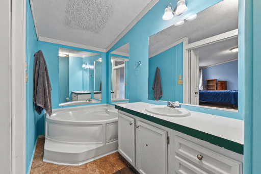 15818 201st Avenue NW, Elk River, MN 55330