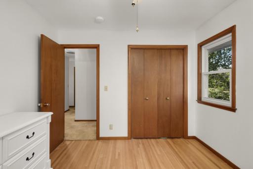 11748 Bittersweet Street NW, Minneapolis, MN 55433