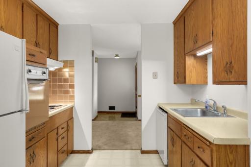 11748 Bittersweet Street NW, Minneapolis, MN 55433