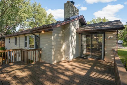 11748 Bittersweet Street NW, Minneapolis, MN 55433