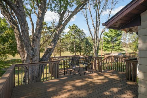 11748 Bittersweet Street NW, Minneapolis, MN 55433