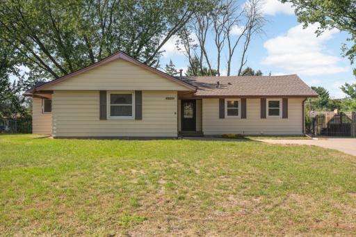 11748 Bittersweet Street NW, Minneapolis, MN 55433