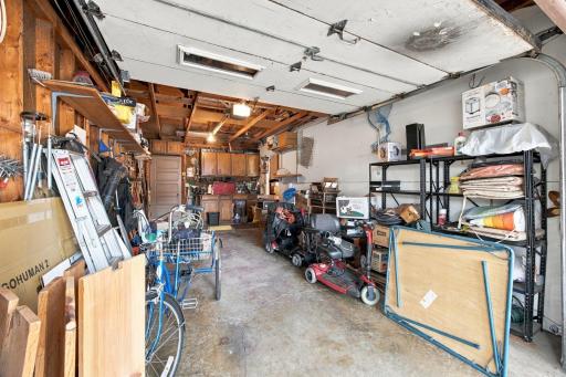 Large 2 stall garage